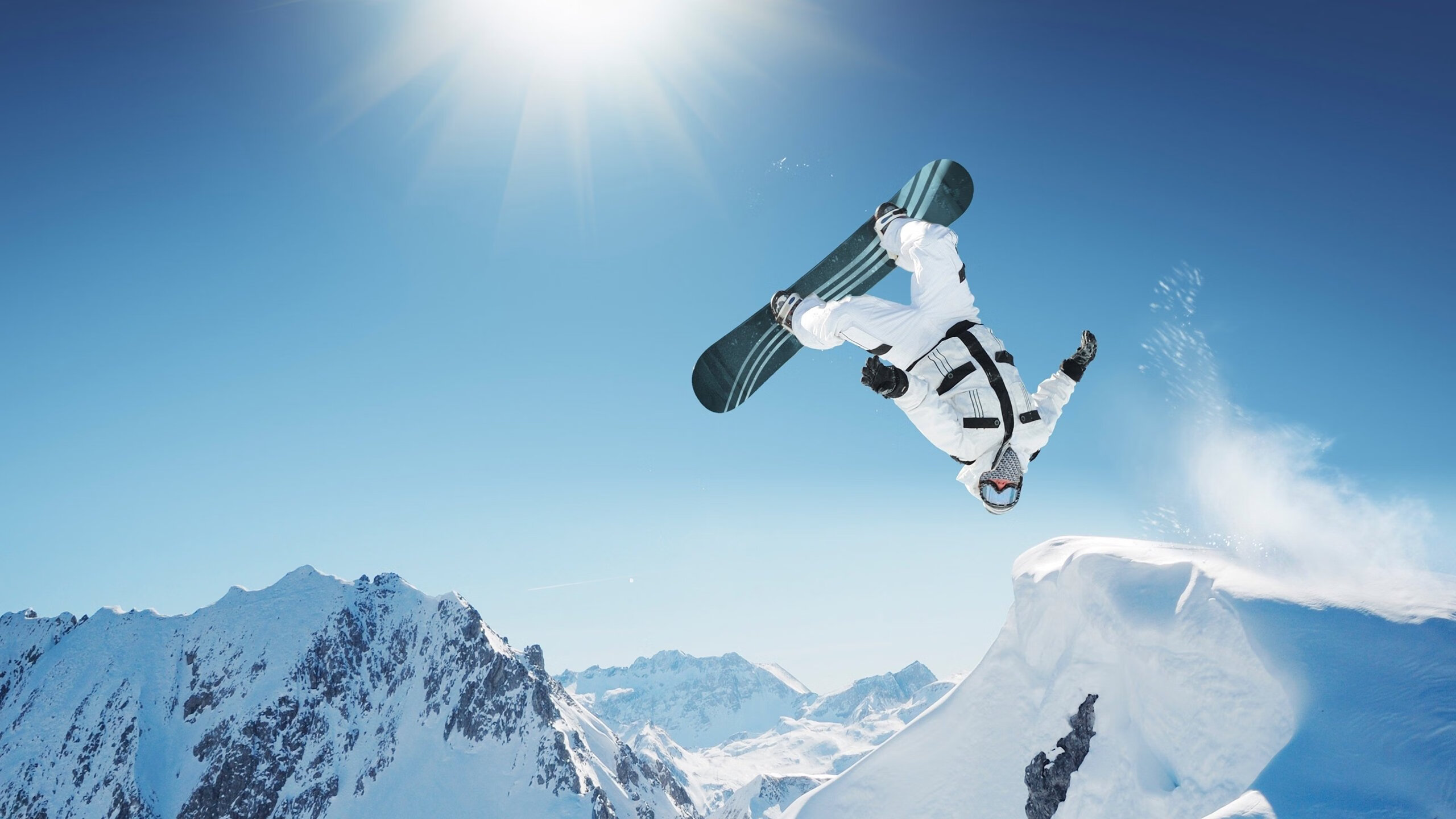 强队对决势均力敌，亚冠比赛引爆火药桶